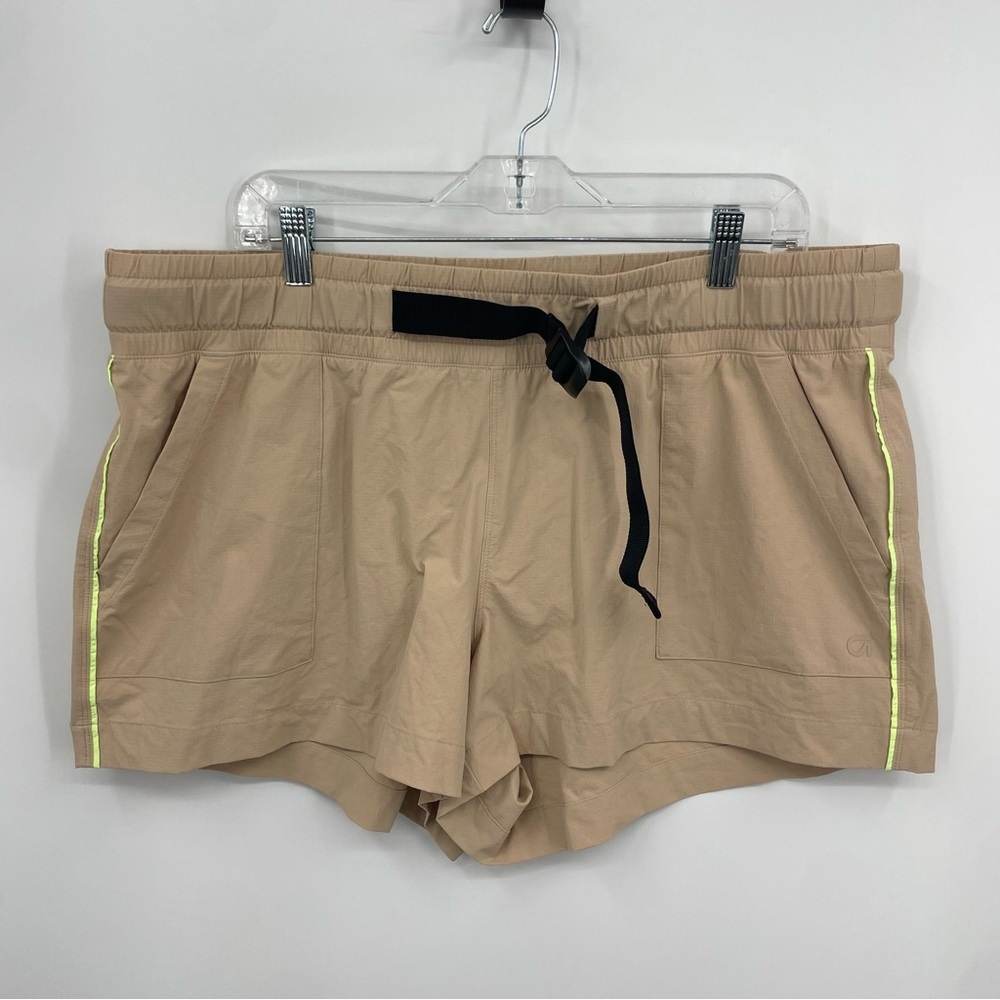Gap hike bubble short 3.5” inseam beige green belted Sz XL